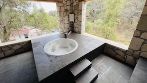 Unclassified image, 2 of 27, button - Finca Bermúdez (Huasca de Ocampo)