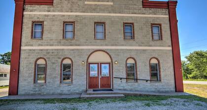2 Mi to Ice Caves: Pet-Friendly Eben Junction Apt