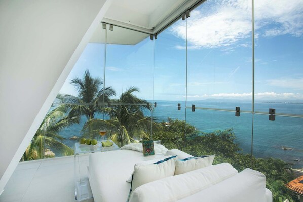 2 makuuhuonetta, silitysrauta/-lauta, vauvan matkasänky, Wi-Fi