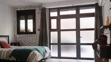 1 chambre, bureau, fer et planche Ă repasser, Wi-Fi gratuit