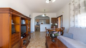 TV, fireplace, ping pong, stereo - Villa Medina Torrox by Ruralidays (Málaga)