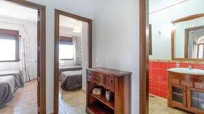 3 Schlafzimmer, Bügeleisen/Bügelbrett, WLAN