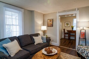 智能電視、 辦公室