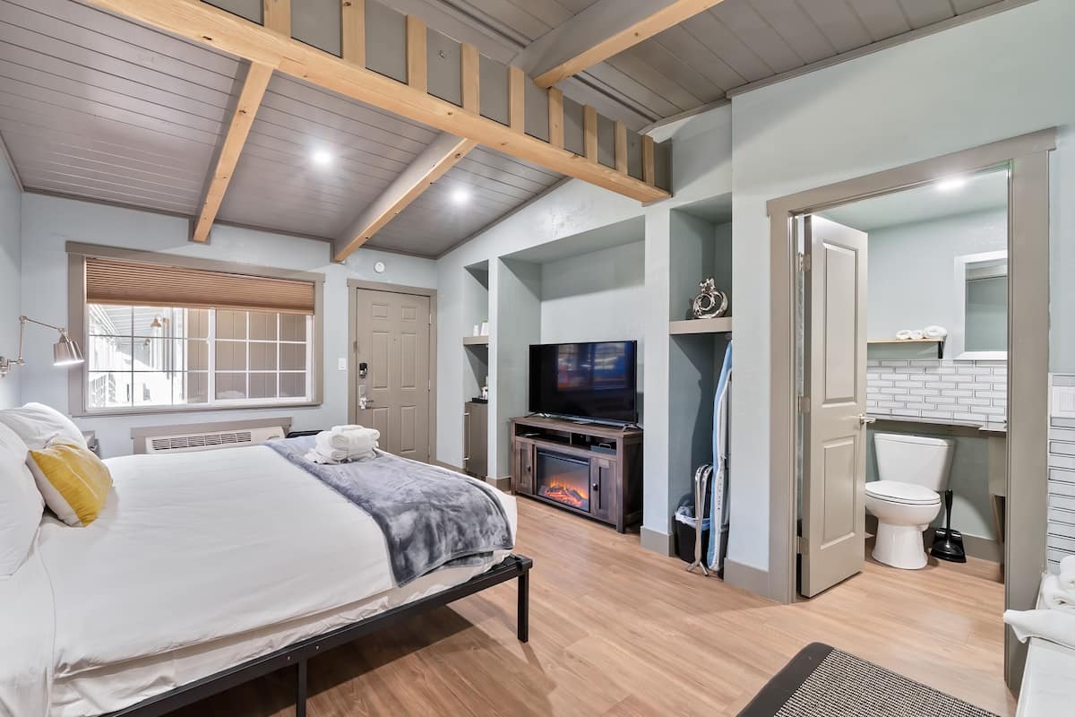 Deluxe suite | 1 slaapkamer, individueel gedecoreerd, individueel gemeubileerd