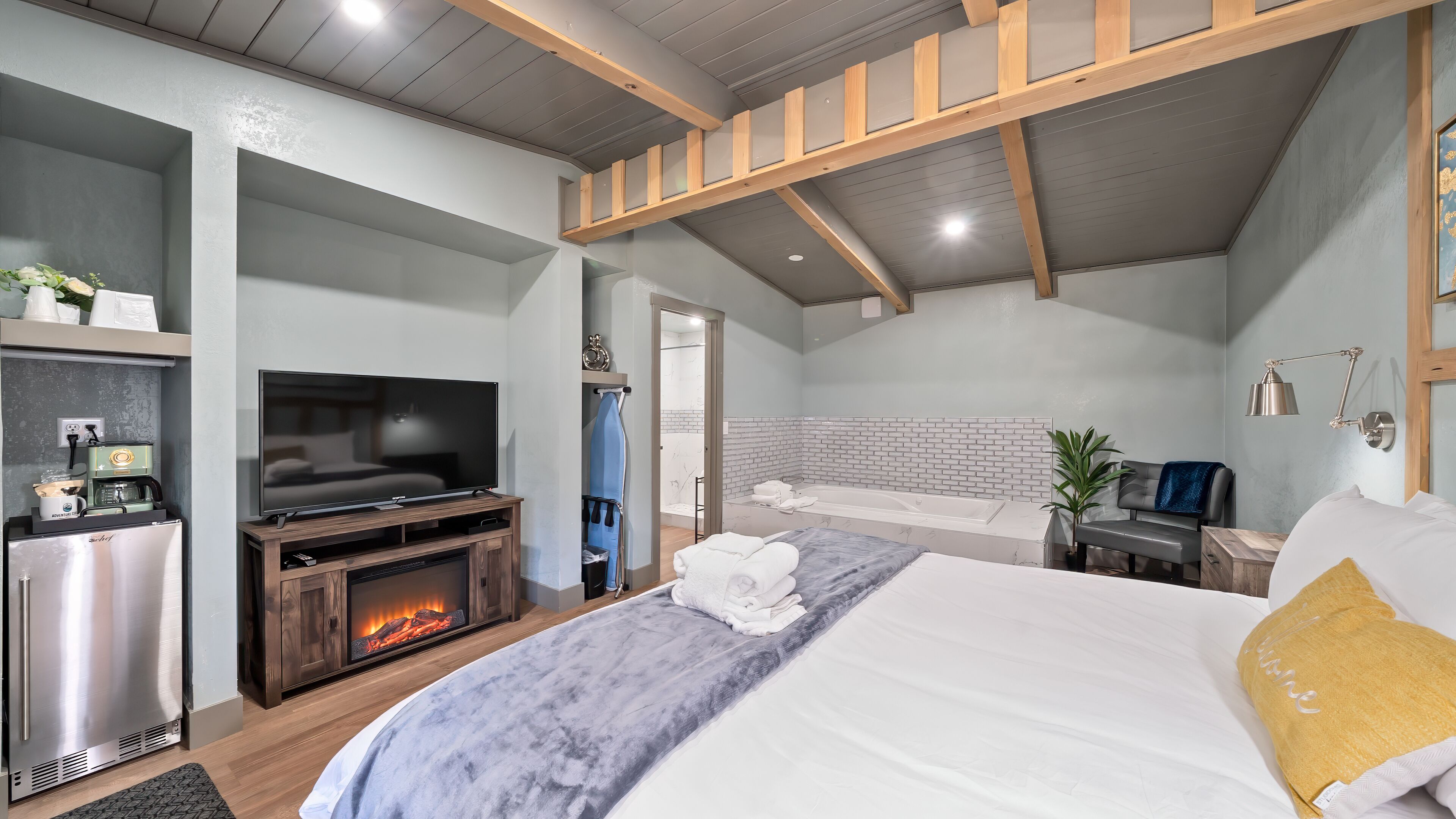 豪華套房 | 獨特裝潢、布置獨特、遮光布/窗簾、熨斗/熨衣板