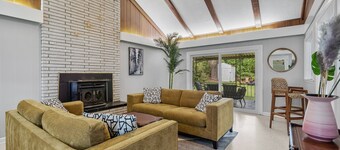 Cargo District Vintage Vibes