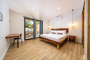 4 camere, una cassaforte in camera, ferro/asse da stiro, Wi-Fi gratuito