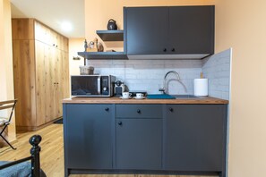 1 bedroom, premium bedding, down duvets, Tempur-Pedic beds - Savčić Apartmani (Petrovac)