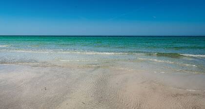 Blue Water Beach Rental #6 A little slice of beach paradise