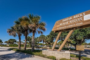 Property grounds - Blue Water Beach Rental #6   A little slice of beach paradise (Indian Rocks Beach)