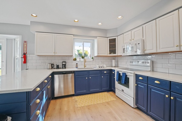 Frigorífic, forn, placa de cuina i rentaplats