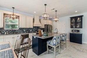 Fridge, microwave, oven, stovetop - Lovely water direct home with long water views. (Marco Island)