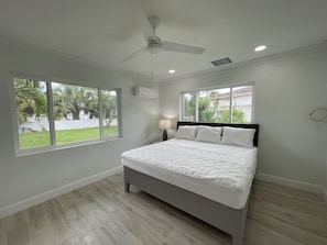 4 bedrooms, WiFi, bed sheets