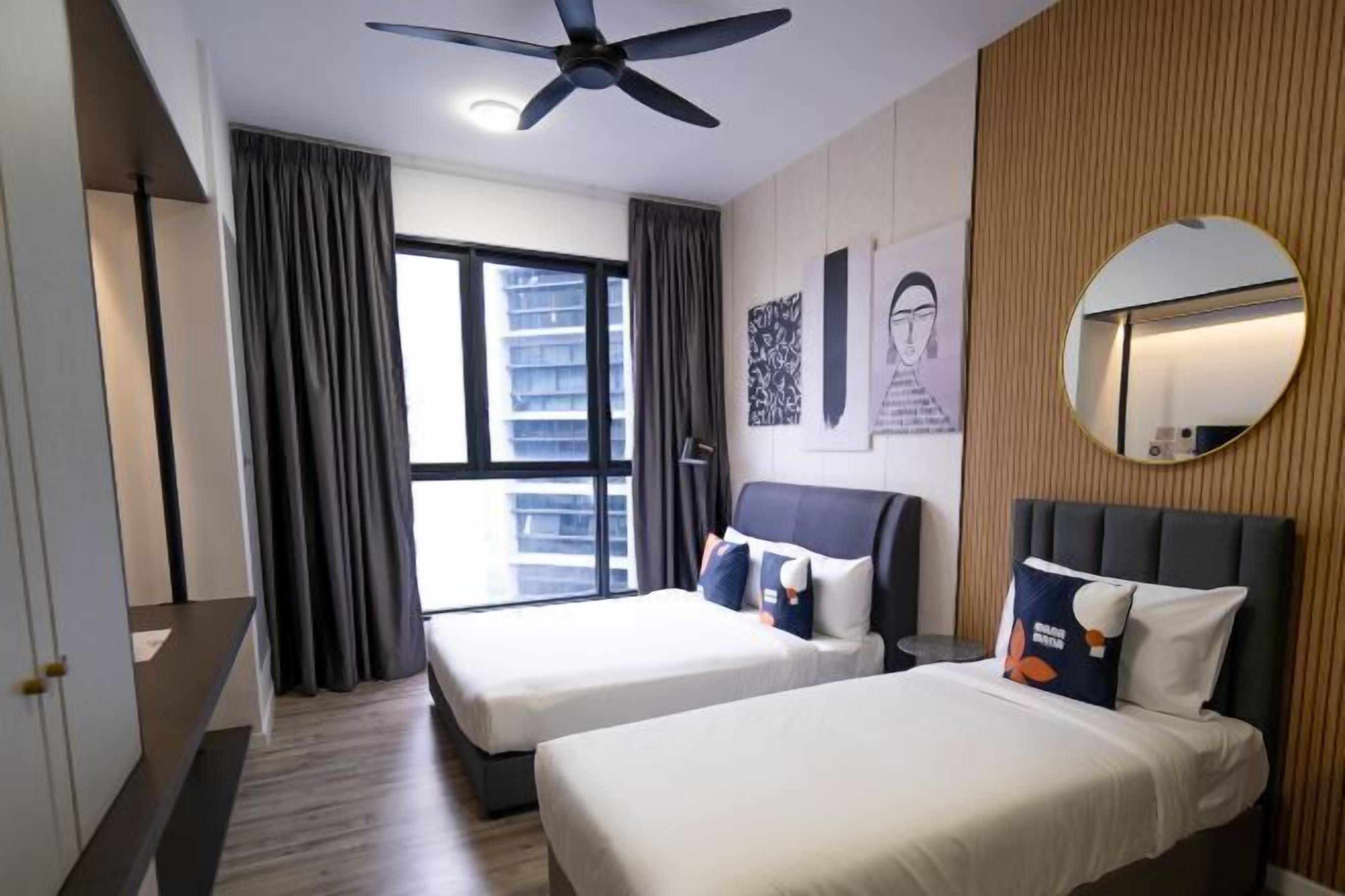 高級寢具、書桌、隔音、熨斗/熨衣板