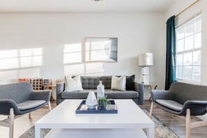 スマートテレビ、暖炉