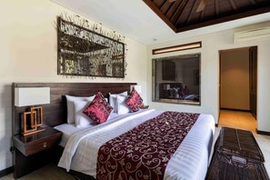 3 bedrooms, iron/ironing board, WiFi, bed sheets - Seventeen Kejora - Beachfront Estate - The Best Location in Sanur (Sanur)