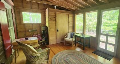 Red Shutters Rustic Cottage CSA Private Community