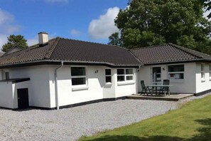 Exterior - Relaxing holiday in quiet surroundings (Frederikshavn)