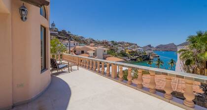 Escape, Rejuvinate in this serene castle by the beaches of Mexico-Casa Serenidad