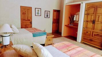 9 bedrooms, in-room safe, iron/ironing board, travel crib