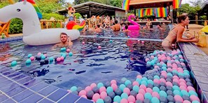 Exterior - WET a Pool Party Hostel by Wild & Wandering (Ko Pha-ngan)