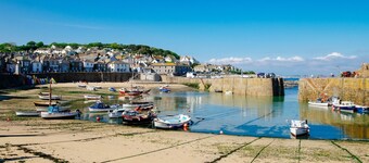 Interior Designed Harbour Home in Seaside Village