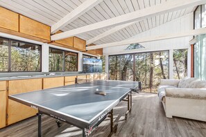Games room - Breathtaking River Retreat RV Campground - Gym, Game Room, Sauna (97530, Jacksonville, OR)