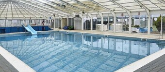 Pets Stay free 2 bedroom caravan at heacham beach