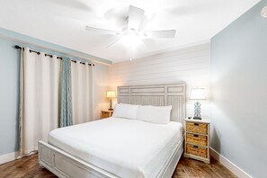 2 bedrooms, iron/ironing board, WiFi, bed sheets - Ground-floor condo with large patio, pools, tennis, & parking - steps to beach (Miramar Beach)