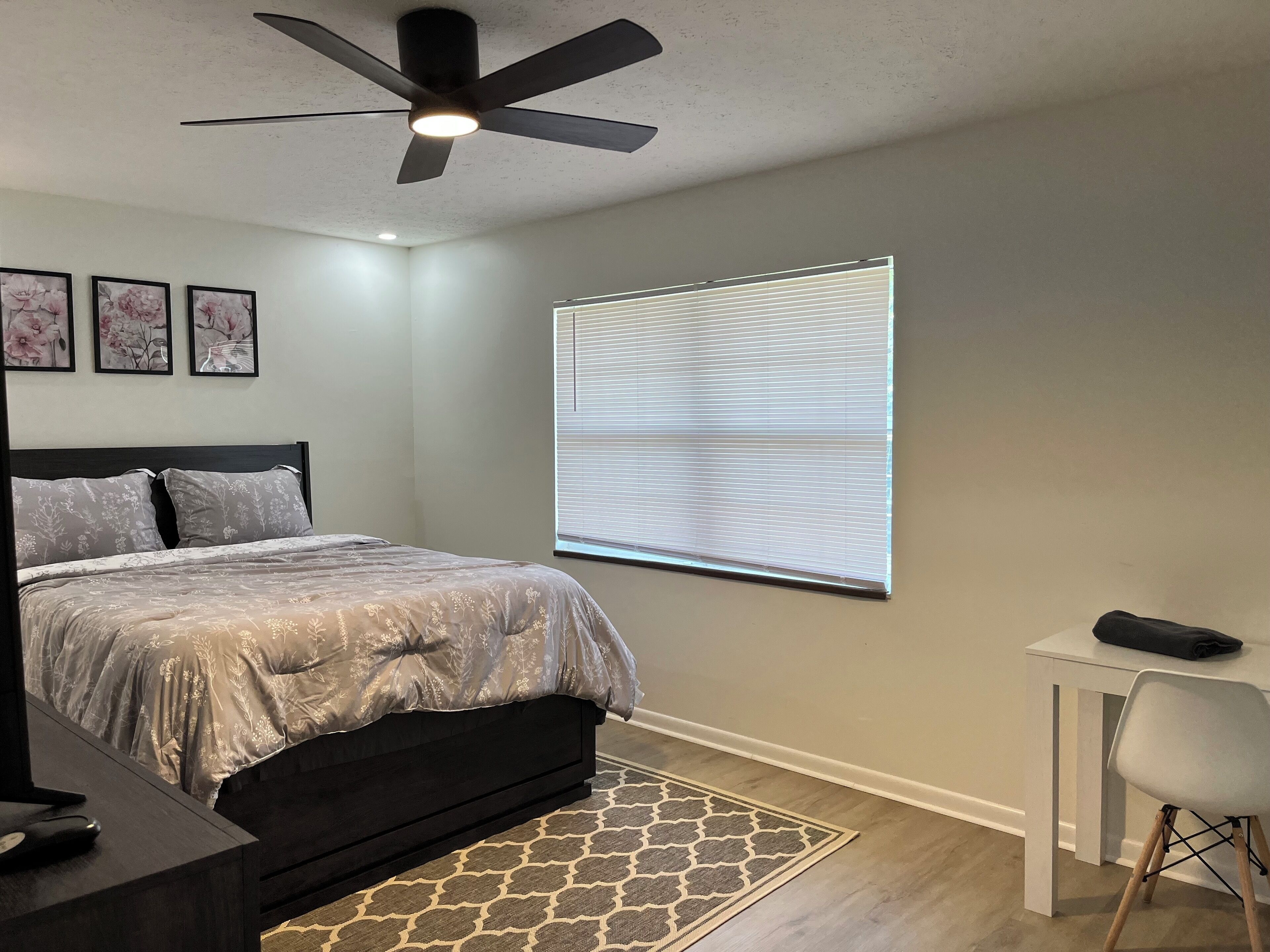 Room, Share House, Private Bath, 1 Queen Bed, Non-smoking