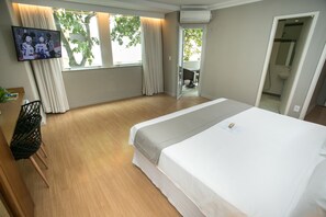 Luxury Double Room | Minibar, in-room safe, desk, laptop workspace - Regency Park Hotel  (Rio de Janeiro)