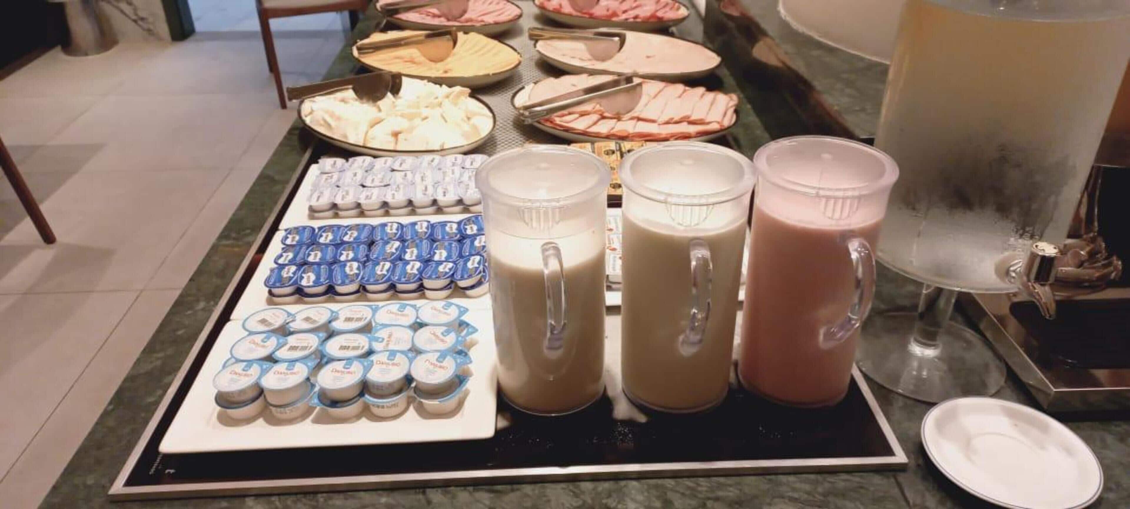 Bữa sáng buffet