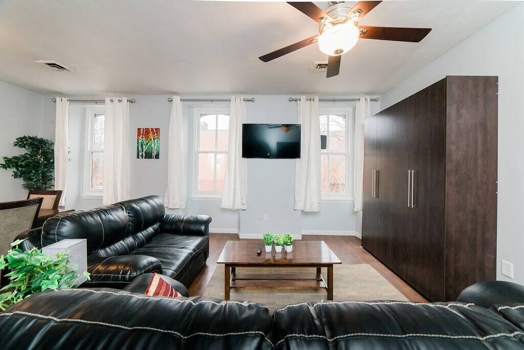 TV, offices