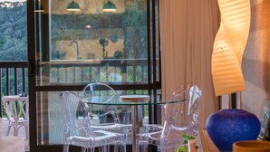 Unclassified image, 5 of 20, button - The Pavilion Omiha  (Waiheke Island)
