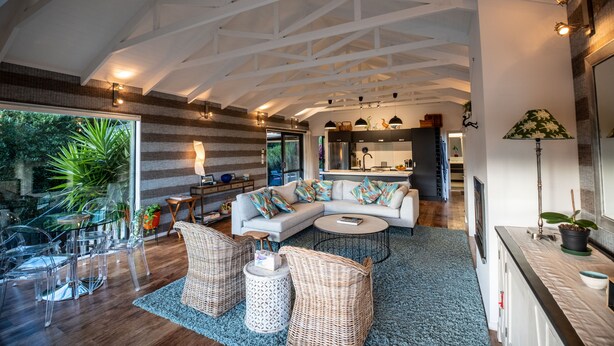 Unclassified image, 1 of 20, button - The Pavilion Omiha  (Waiheke Island)