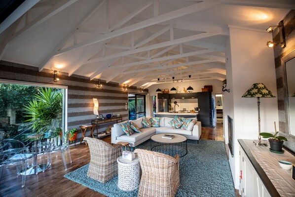 Premium House | Living area | LED TV, fireplace