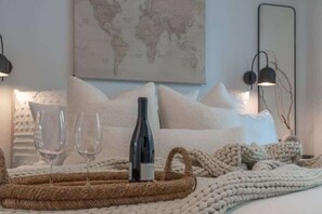6 Schlafzimmer, Bügeleisen/Bügelbrett, Reisekinderbett, WLAN