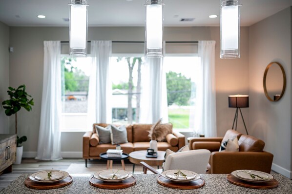 スマートテレビ、テーブルサッカー台