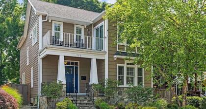 Stunning Craftsman Steps to Downtown Annapolis & Spa Creek with Game Room, Parking and Backyard