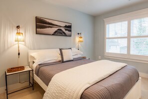 4 chambres, bureau, fer et planche à repasser, Wi-Fi gratuit