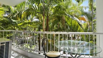 Standard Apartment | Terrace/patio