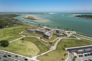 Nicht klassifiziertes Bild, 2 von 24, Schaltfläche