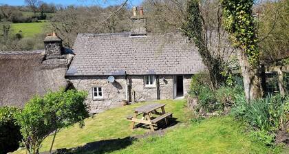 The Old Post Office. A cosy rural gem - Dartmoor