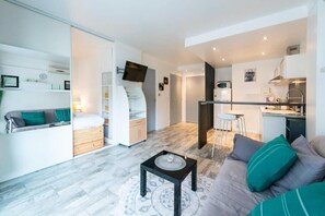 Living area - Le Royal Studio adorable avec terrasse (Cannes)