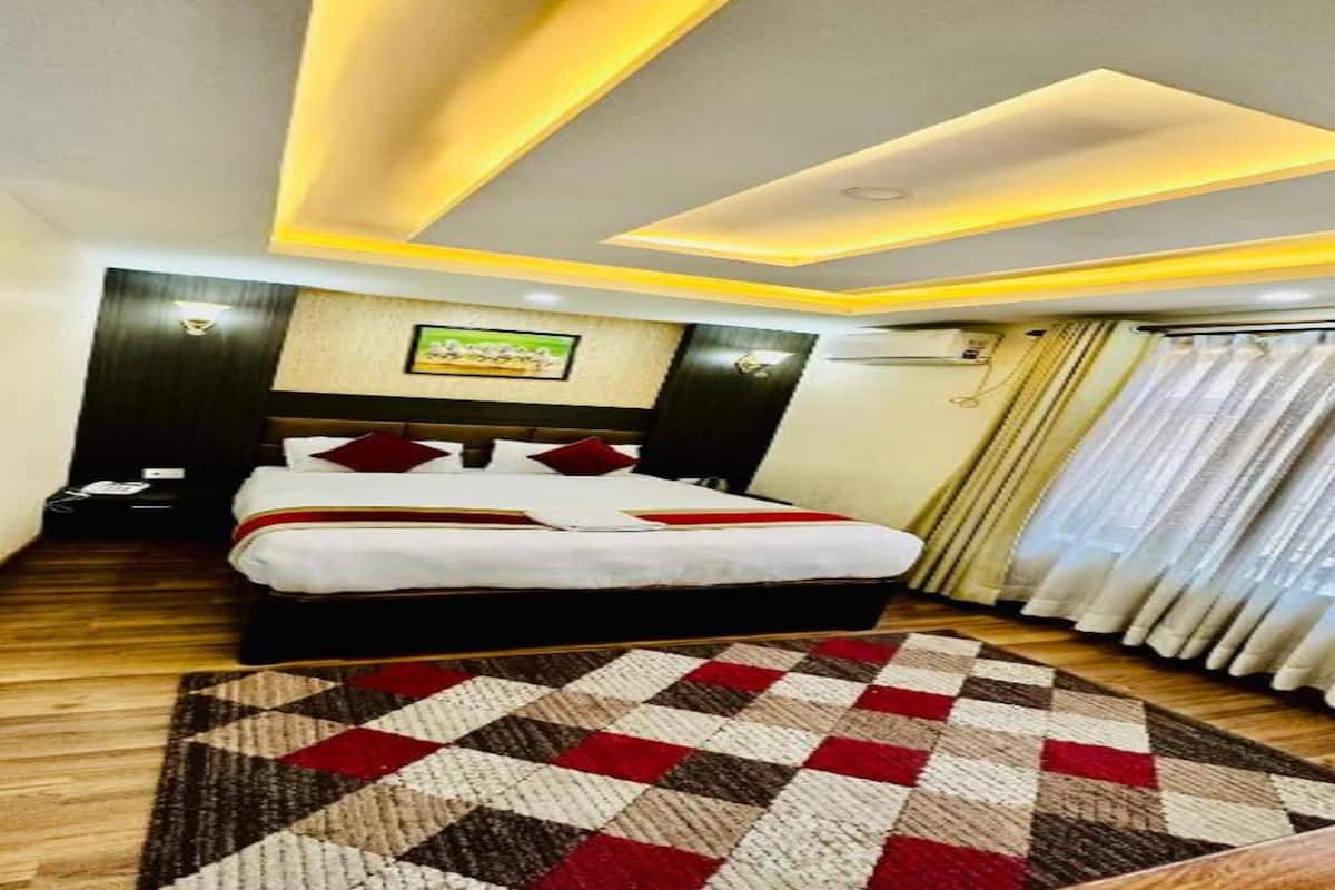 deluxe room | free wifi, bed sheets