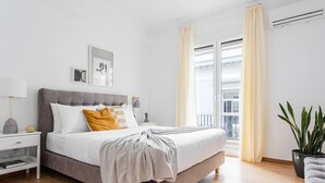 2 soverom, skrivebord, strykejern/-brett og wi-fi (inkludert)