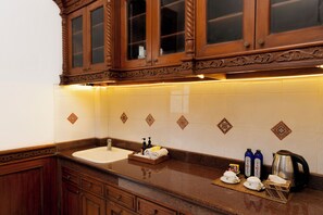 Coffee and/or coffee maker - Rumah Pesik Art & Heritage (Banguntapan)