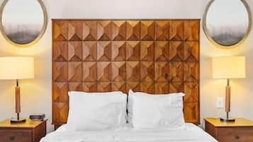 3 bedrooms, iron/ironing board, travel cot, WiFi