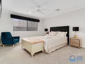 3 bedrooms, iron/ironing board, free WiFi, bed sheets