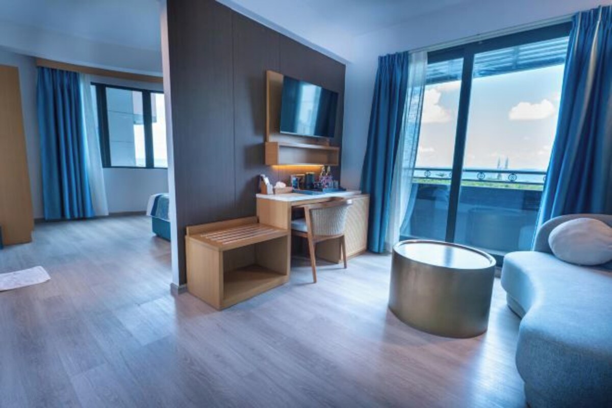 Soundproofing, iron/ironing board, WiFi (free), individually furnished